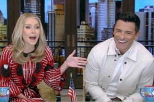 Kelly Ripa and Mark Consuelos on 'Live with Kelly and Mark'