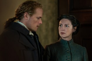 Jamie (Sam Heughan) and Claire (Caitriona Balfe) looking worried in 'Outlander' Season 7 Episode 9